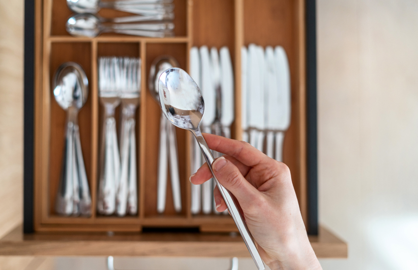 серебряные изделия, ломбард, скупка, столовое серебро