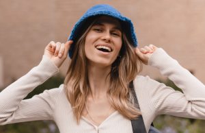 Головные уборы на лето: главные тренды сезона