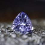 Танзанит: история, свойства и секреты выбора исчезающего самоцвета